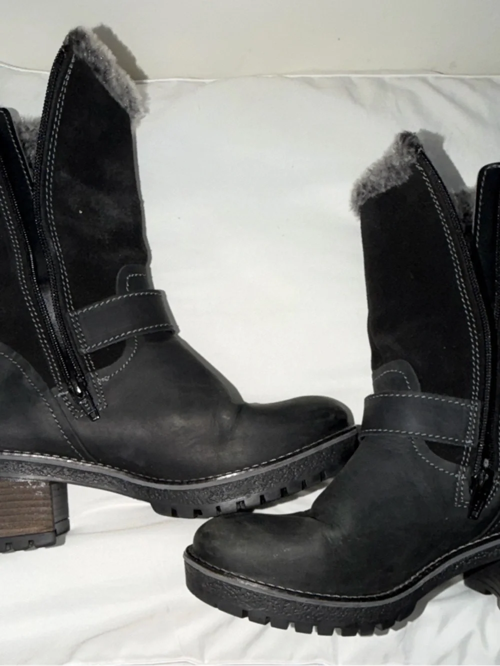 Bos. & Co. Black Fur-Lined Mid-Calf Heeled Winter Boots